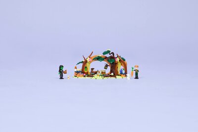 LEGO_75687_Lifestyle_Envr_en-gb.jpg