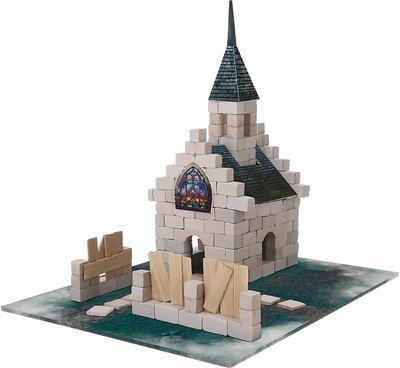 brick-trick-strasidelna-krypta-m-190-dilu (1).jpg