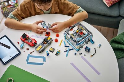 LEGO_60497_Lifestyle_build.jpg