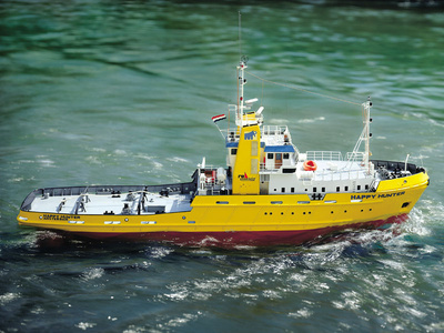 ro1106_01.jpg