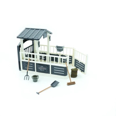 MJ380063_Horse_Stable_3.jpg