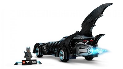 LEGO_76304_WEB_SEC01_NOBG.jpg