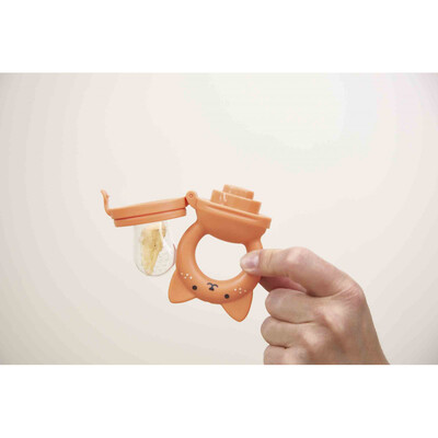 baby-bib-and-feeder-set (8).jpg