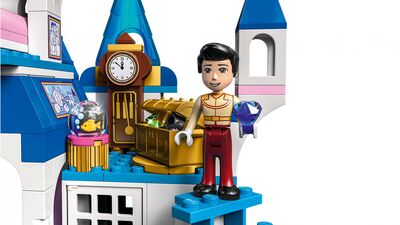 LEGO_43206_WEB_SEC04_NOBG.jpg