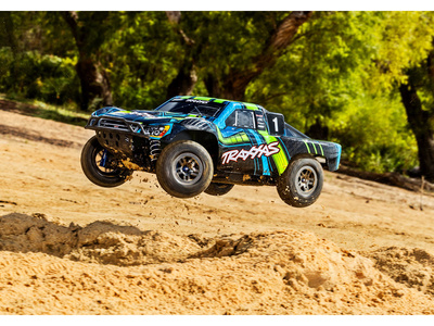 04_68277-4-Slash-4x4-Ultimate-ACTION-GREEN-8035.jpg