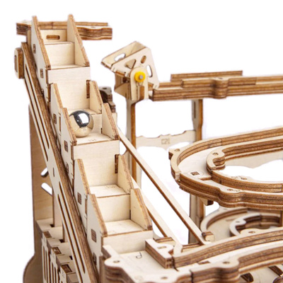 lg501_2.marblerun.jpg
