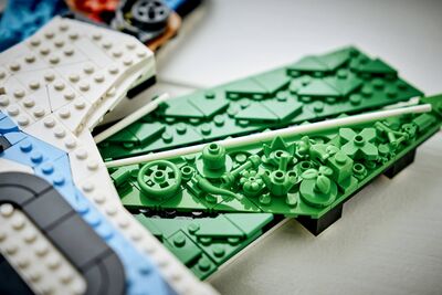 LEGO_43018_Lifestyle_envr_4.jpg