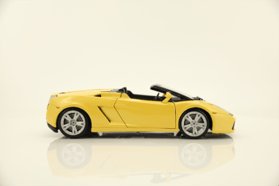 12016_BBUR_LambGallardoSpyder_YLW_360.gif