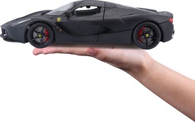 16901_FERR_Laferrari_BLK_SIZE_1_výsledok.jpg