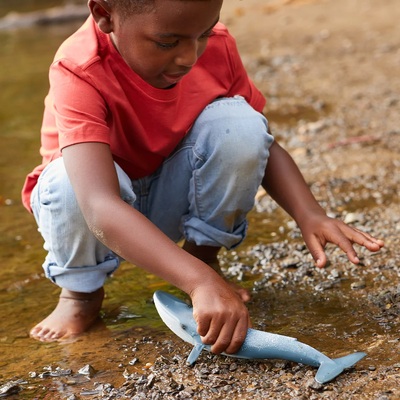 Schleich_Lifestyle_BlueWhale_14806_0082_1200x1200_dcf27741-b47b-4733-90e9-8a68ad11c25c.jpg