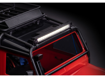 07_9789-Light-Bar-Defender-Upper-Bar-Closeup-3841.jpg
