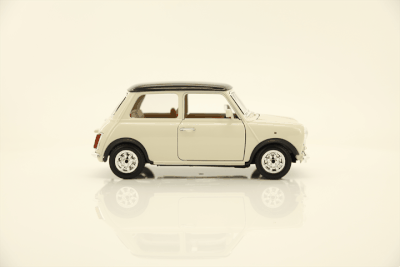 12036_BBUR_1969MiniCopper_BGE_360.gif
