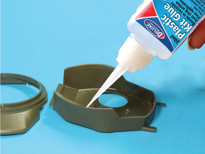 plastic-kit-glue_2.jpg