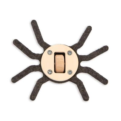 J04060_Janod_Sweet_Cocoon_Drevena_didakticka_kocka_s_motorickym_labyrintom_MultiActivity_Zahrada_08.