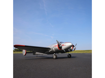 EFL106250-07.jpg