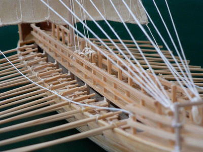 Griechische-Bireme-1-72-Baukasten-21201_b_2.jpg