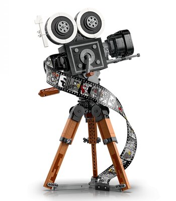 LEGO_43230_alt2.jpg