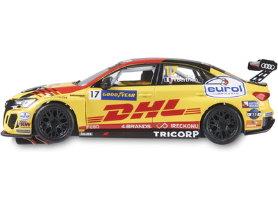 E10457-Audi RS3 - DHL_lat.jpg