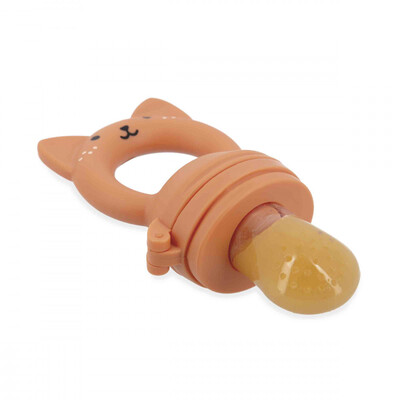 baby-bib-and-feeder-set (4).jpg