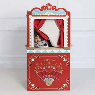 TV333-peeping-through-puppet-theatre-curtains.jpg