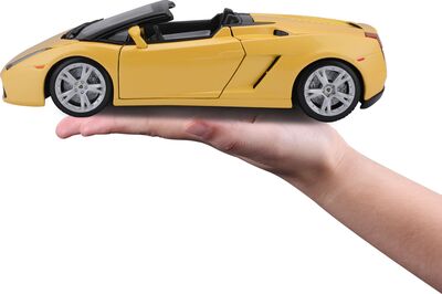 12016_BBUR_LambGallardoSpyder_YLW_SIZE_1_výsledok.jpg