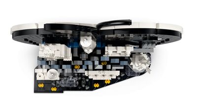 LEGO_21066_WEB_SEC02_NOBG.jpg