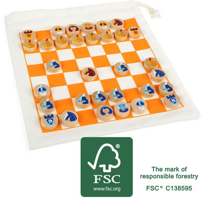 12021_legler_small_foot_schach_im_beutel_FSC.jpg