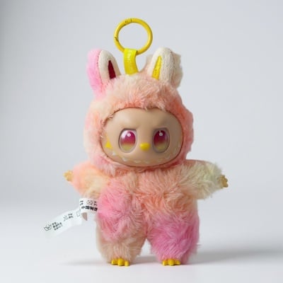 WKW055299_labubu_3.jpg