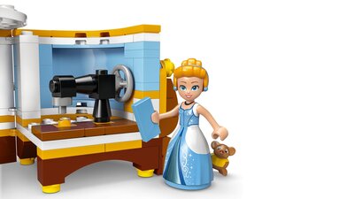 LEGO_43266_WEB_SEC04_NOBG.jpg