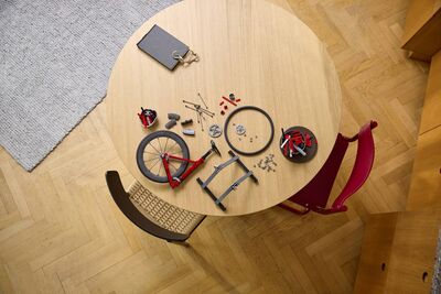 LEGO_11380_Lifestyle_Build_01.jpg