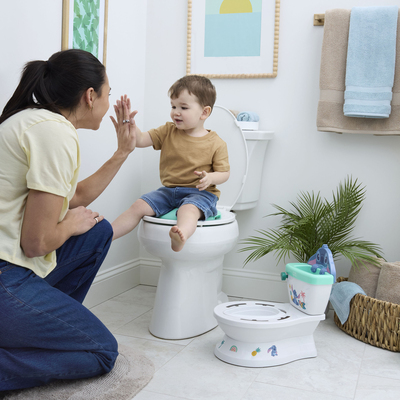 AGS/17457-2/17457-047_BS_DB_Potty_LS_CROP_6972.jpg