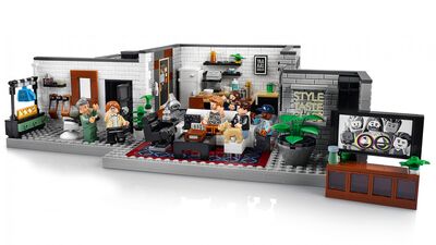 LEGO_10291_alt3.jpg