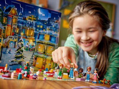 LEGO_42668_Lifestyle_cons_2.jpg