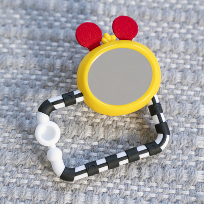 AGS/17496-6/17496_BE_Toy_LS_crop_2074.jpg