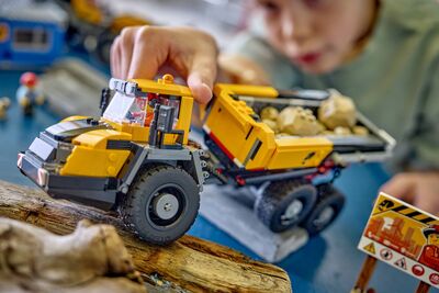 LEGO_60494_Lifestyle_cons_2.jpg