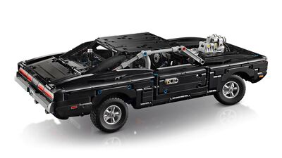 LEGO_42231_WEB_SEC03_NOBG.jpg