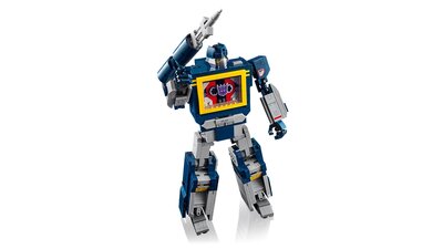 LEGO_10358_WEB_SEC02_NOBG_en-gb.jpg
