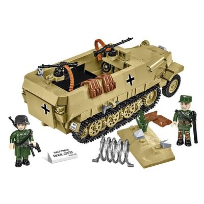 3130-Half-Track Sd.Kfz.251-10-scene-back.jpg