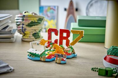 LEGO_43012_Lifestyle_envr.jpg