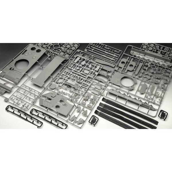 Gift-Set tank 05631 - 70 Years Bundeswehr: Leopard 2 A6A2 (Exkluzivní edice) (1:35) (obrázek 9)