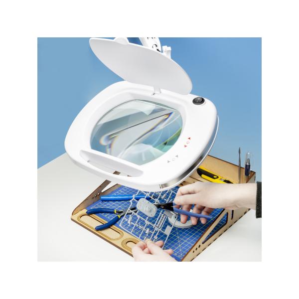 Lightcraft stolní lampa LED s lupou 15x20cm (obrázek 4)