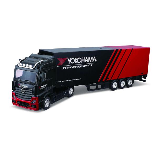 Bburago 1:43 MB Actros Gigaspace / Trailer - Yokohama