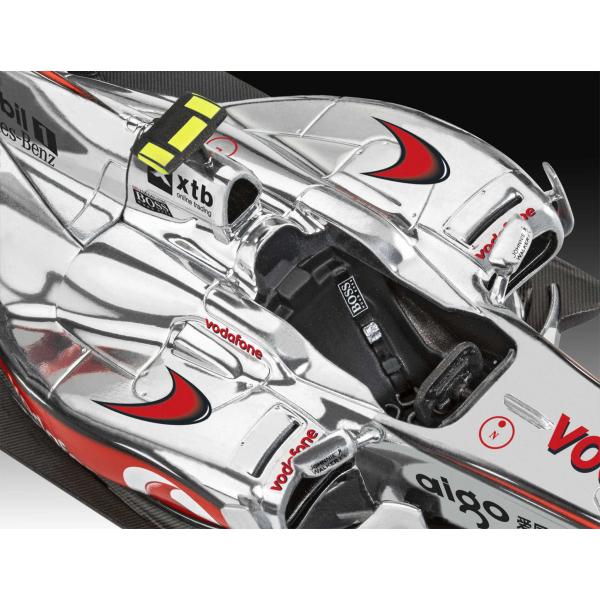 Plastic ModelKit auto 07096 – Vodafone McLaren Mercedes MP4-25 „L.Hamilton“ (1:24)