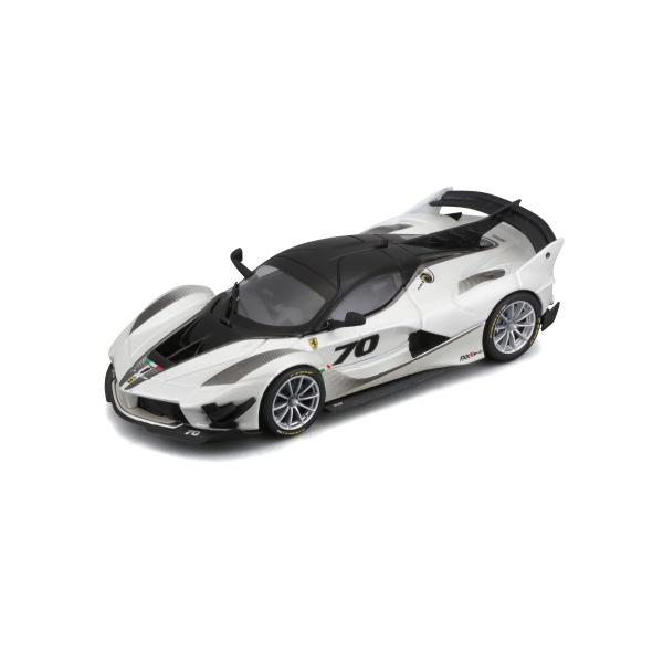 Bburago 1:43 Ferrari Racing FXX-K EVO 2017 bílá/černá