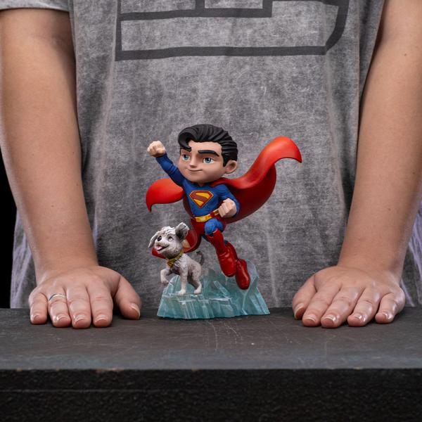 Iron Studios MiniCo Superman: Legacy Superman & Krypto Figurka (obrázek 4)