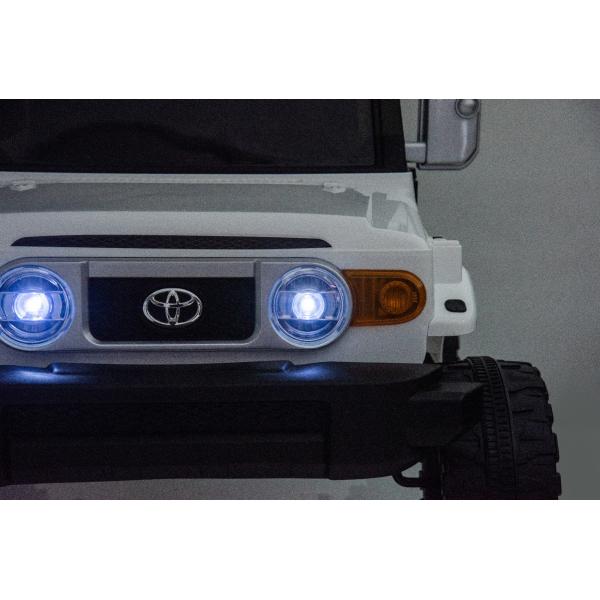 Elektrické autíčko Toyota FJ Cruiser XXL s pohonem 4x4, licencované (Dvou místné), bílé, (obrázek 4)