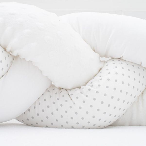 Ochranný mantinel do postýlky vrkoč New Baby Minka a Bodky šedý