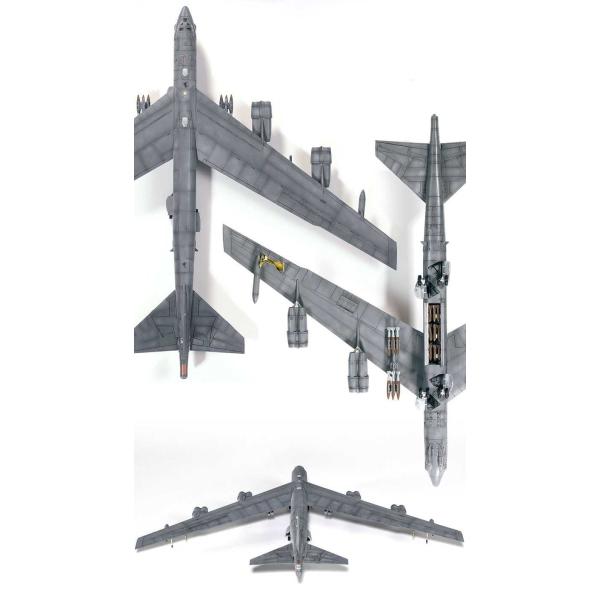 Model Kit letadlo 12622 - USAF B-52H 20th BS "Buccaneers" (1:144) (obrázek 7)