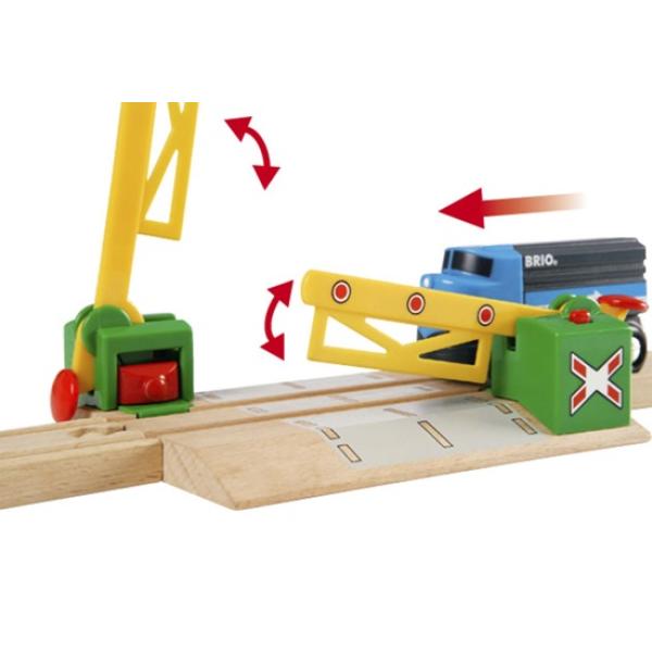 Brio Železniční přejezd magnetické (obrázek 3)