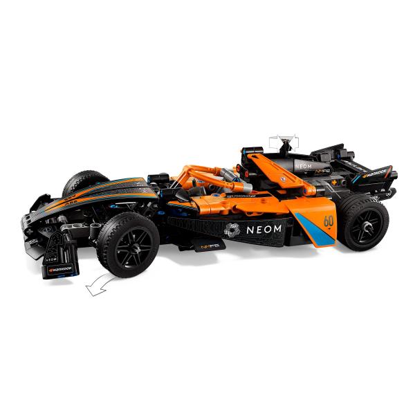LEGO® Technic 42169 NEOM McLaren Formule E Race Car (obrázek 7)
